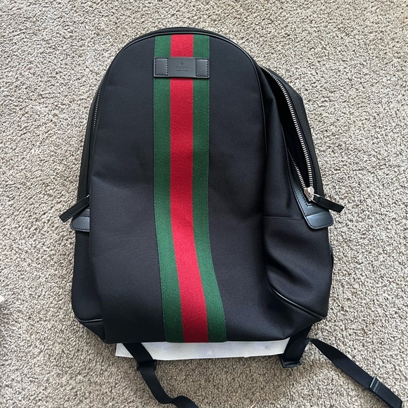 Gucci back authentic - Picture 2 of 6